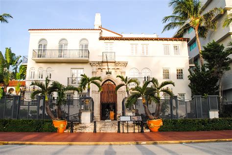 video tocame location miami versace|Visiting Versace's Mansion (Villa Casa Casuarina).